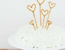 DIY Sparkly Heart cake topper | 10 Adorable Cake Toppers - Tinyme Blog