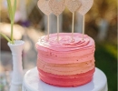 Stunning Gold Glitter Hearts cake topper | 10 Adorable Cake Toppers - Tinyme Blog