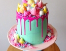 Rich and fantastic crazy cake! | 10 Amazing Drip Cakes - Tinyme Blog