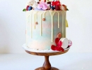 Spectacular beach gardens | 10 Amazing Drip Cakes - Tinyme Blog