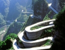 Tianmen Mountain Road, Zhangjiajie, China | 10 Amazing Places - Tinyme Blog