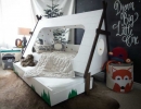 Awesome-looking toddler teepee bed under the stars | 10 Camp Themed Bedrooms - Tinyme Blog