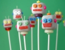 Super fun robots | 10 Creative Cake Pops - Tinyme Blog