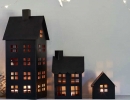 Seriously enchanting three house tea light lanterns | 10 Cute Christmas Crafts - Tinyme Blog