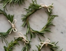 Enjoy the lovely fragrance and beauty of rosemary wreath | 10 Cute Christmas Crafts - Tinyme Blog