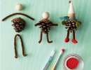 Sweet little magical pinecone elves | 10 Cute & Festive Christmas Crafts Part 2 - Tinyme Blog