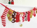 Awesome baby sock Advent calendar | 10 Cute & Festive Christmas Crafts Part 2 - Tinyme Blog