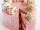 Ridiculously good macaron topped cake! | 10 Darling Girls Cakes - Tinyme Blog