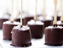 Salted chocolate frozen banana bites | 10 Delightful Healthy Desserts - Tinyme Blog