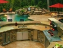 Enchanting pool & bar combo | 10 Dream Backyards - Tinyme Blog