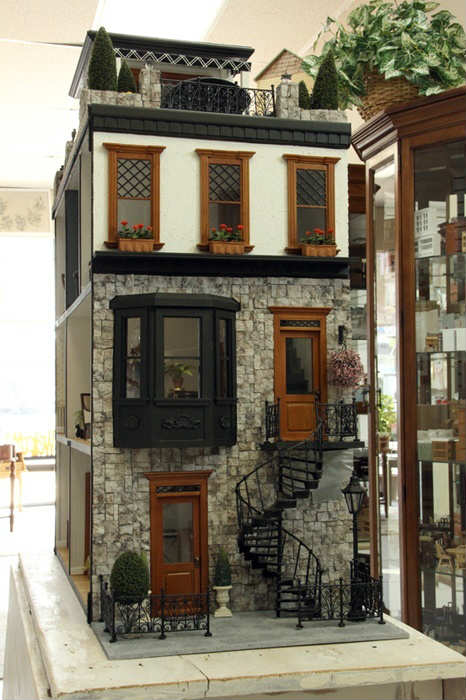 awesome doll houses