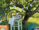 Vintage picnic | 10 Dreamy Picnic Set Ups - Tinyme Blog