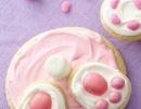 How deliciously sweet are these bunny butt cookies | 10 Easy Easter Treats Part 2 - Tinyme Blog