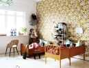 Gorgeous vintage wallpapered shared kids room | 10 Floral Girls Rooms - Tinyme Blog