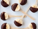 Chocolate Banana Pops | 10 Fruity Snacks - Tinyme Blog