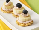 Blueberry Banana Stacks | 10 Fruity Snacks - Tinyme Blog