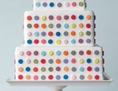 Delightfully Dotty Cake | 10 Geometric Cakes - Tinyme Blog