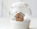 Edible and delicious snow globe | 10 Magical Gingerbread Houses - Tinyme Blog
