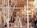 Pretty gingerbread Christmas window display | 10 Magical Gingerbread Houses - Tinyme Blog