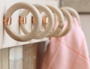 DIY wood rings hanger for tea towels | 10 New Year Organisation Ideas - Tinyme Blog