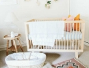 Adorable nursery with modern wood crib | 10 Nicely Neutral Nurseries Part 2 - Tinyme Blog