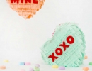 DIY conversation heart piñatas | 10 Playful Piñatas - Tinyme Blog
