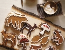 DIY gingerbread town | 10 Scrumptious Christmas Cookies - Tinyme Blog
