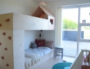 Built in rock climbing wall bunk | 10 Shared Bedrooms - Tinyme Blog