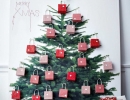 Incredibly space-saving Christmas tree | 10 Unusual Christmas Trees Part 2 - Tinyme Blog