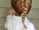 Cute Dutch braid | 10 Ways to Make Back to School Easy - Tinyme Blog