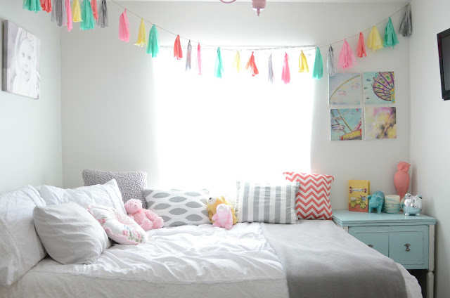 Colorful garlands in a girl land | 10 Gorgeous Girls Rooms Part 3 - Tinyme Blog