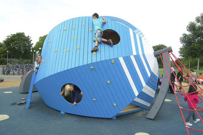 Enormous globe fell down | 10 Ridiculously Cool Playgrounds Part 6 - Tinyme Blog