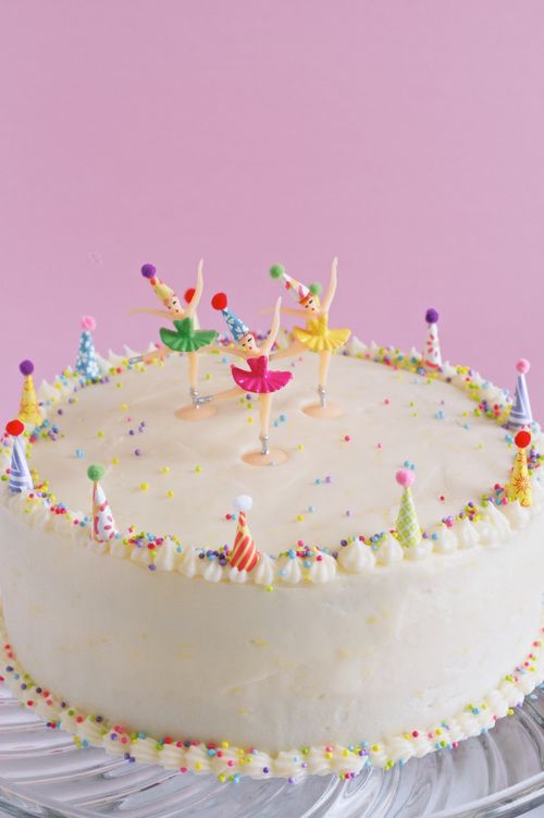 Pretty little ballerinas | 10 Birthday Cake Toppers - Tinyme Blog