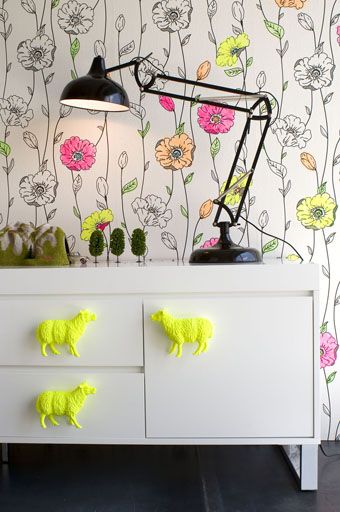 10 Brilliantly Bright Neon Kids Rooms